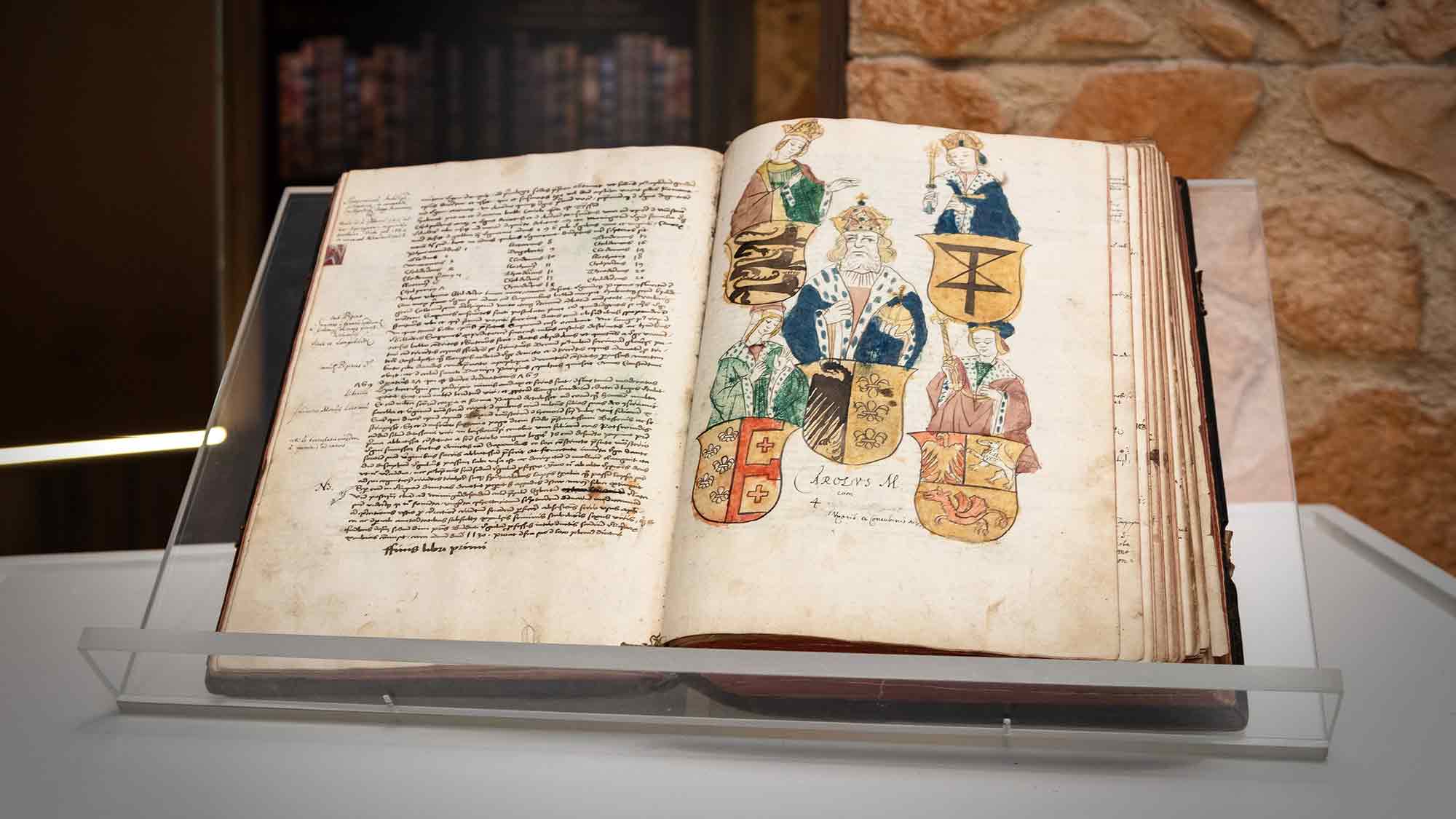 Warum Westfalen im Kreis Warendorf erfunden wurde: Bedeutende Handschrift kehrt ins Museum Abtei Liesborn zurück