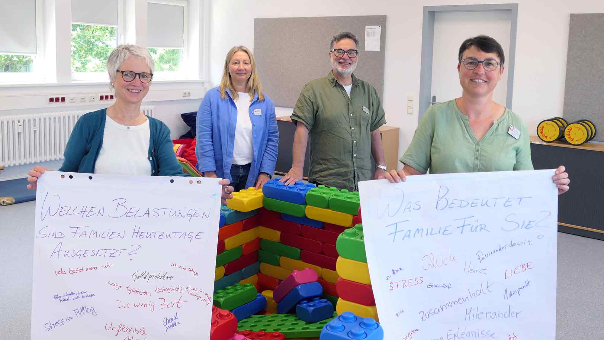 Eltern und Kinder in Trennungssituationen: Zum Internationalen Tag der Familie gibt die Caritas Familienberatung Einblicke in ihre Arbeit Eltern und Kinder in Trennungssituationen: Zum Internationalen Tag der Familie gibt die Caritas Familienberatung Einblicke in ihre Arbeit