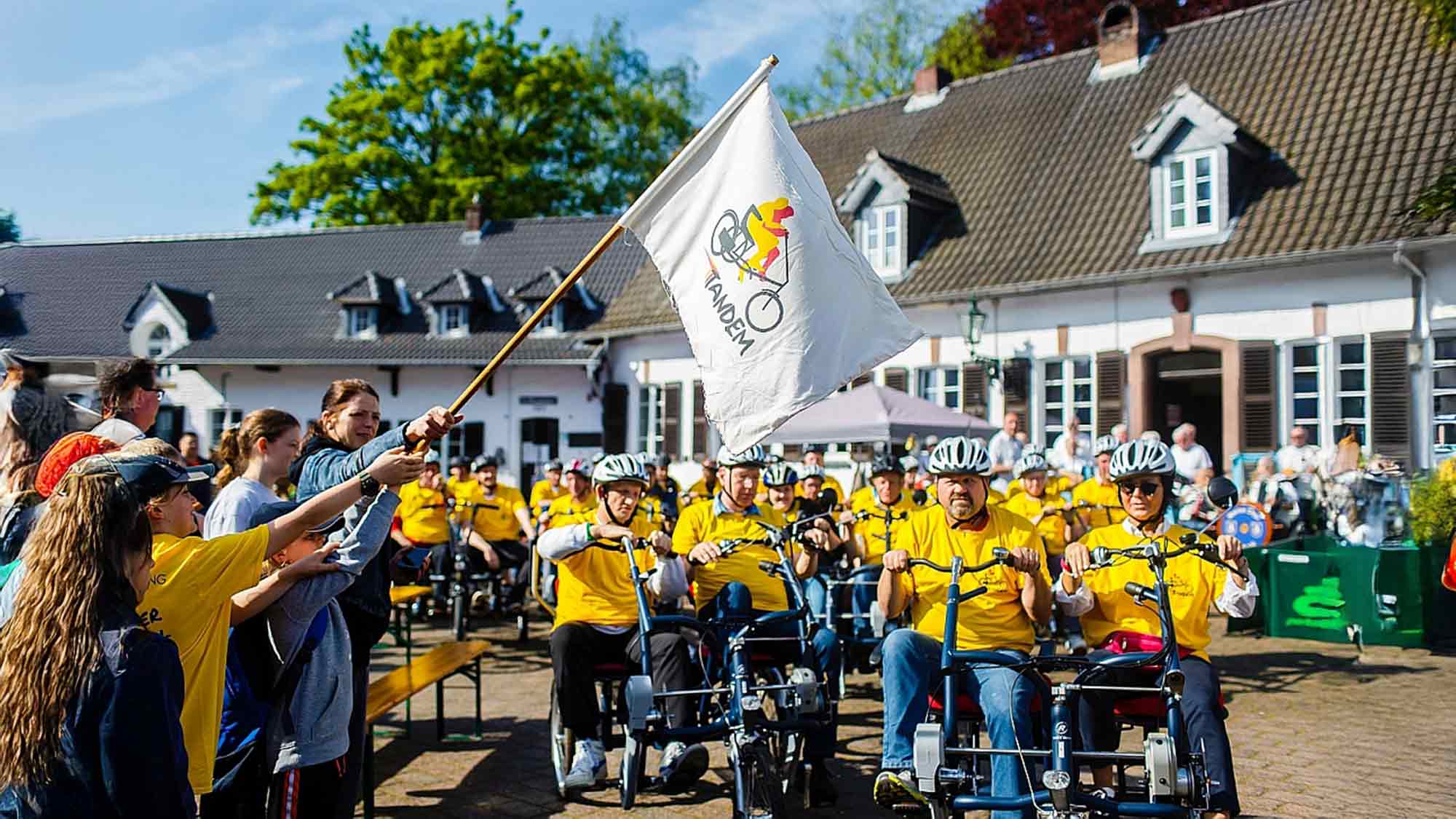 Tandem Trödelmarkt – ein guter Deal für einen guten Zweck, Trödeln auf Gut Gnadental, 15. November 2025 Tandem Trödelmarkt – ein guter Deal für einen guten Zweck, Trödeln auf Gut Gnadental, 15. November 2025
