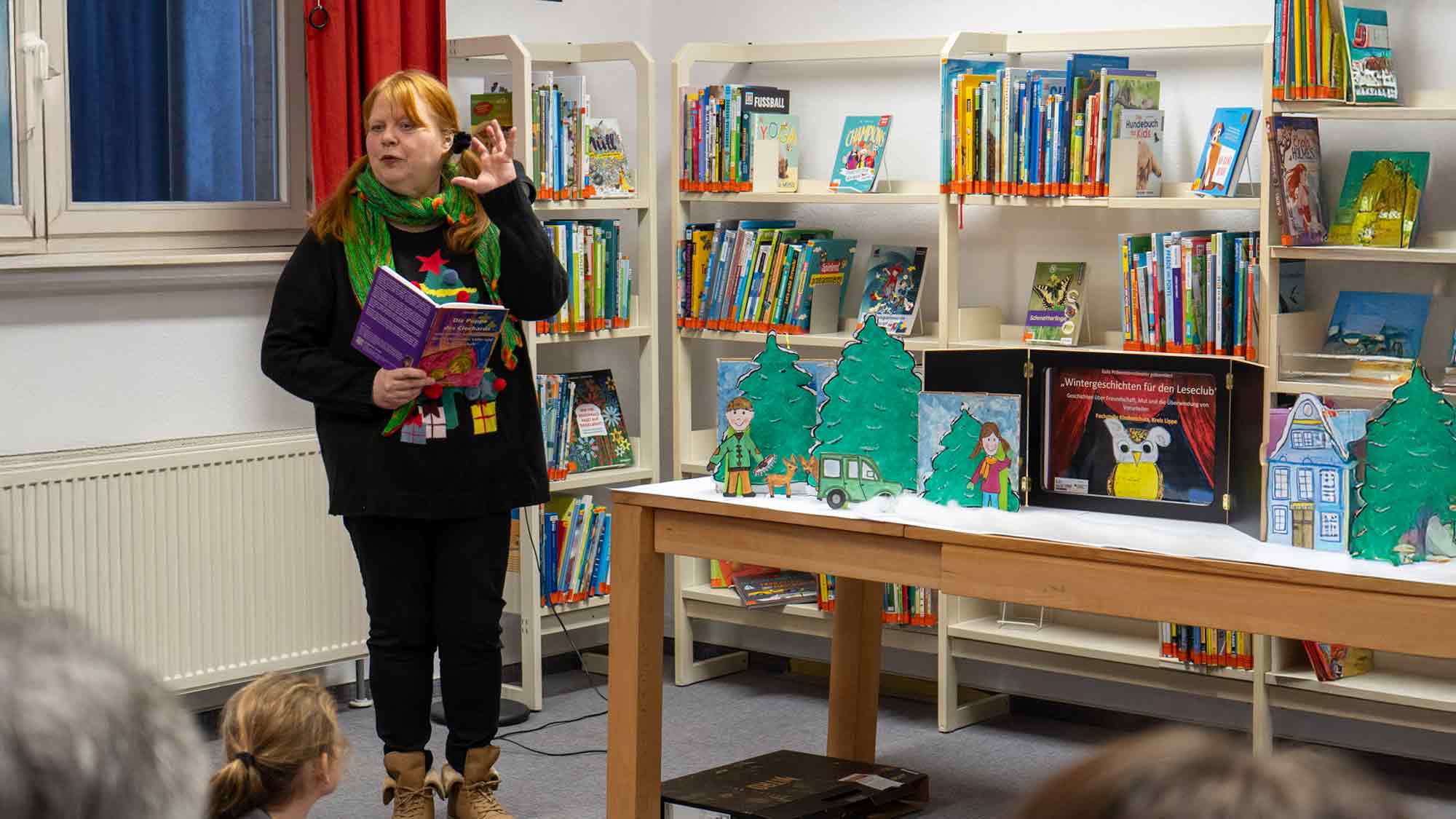 Kindertheater begeistert in der Stadtbücherei Horn Bad Meinberg: &raquo;Wissensrakete – Deine Rechte als Kind&laquo; startet erfolgreich in die 2. Runde
