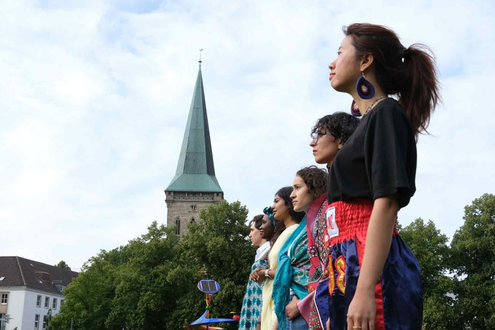 Eröffnung der Fotoausstellung »Diversity? Feiern wir!” an der Hochschule Osnabrück, 13. Januar bis 31. März 2026 Eröffnung der Fotoausstellung »Diversity? Feiern wir!” an der Hochschule Osnabrück, 13. Januar bis 31. März 2026