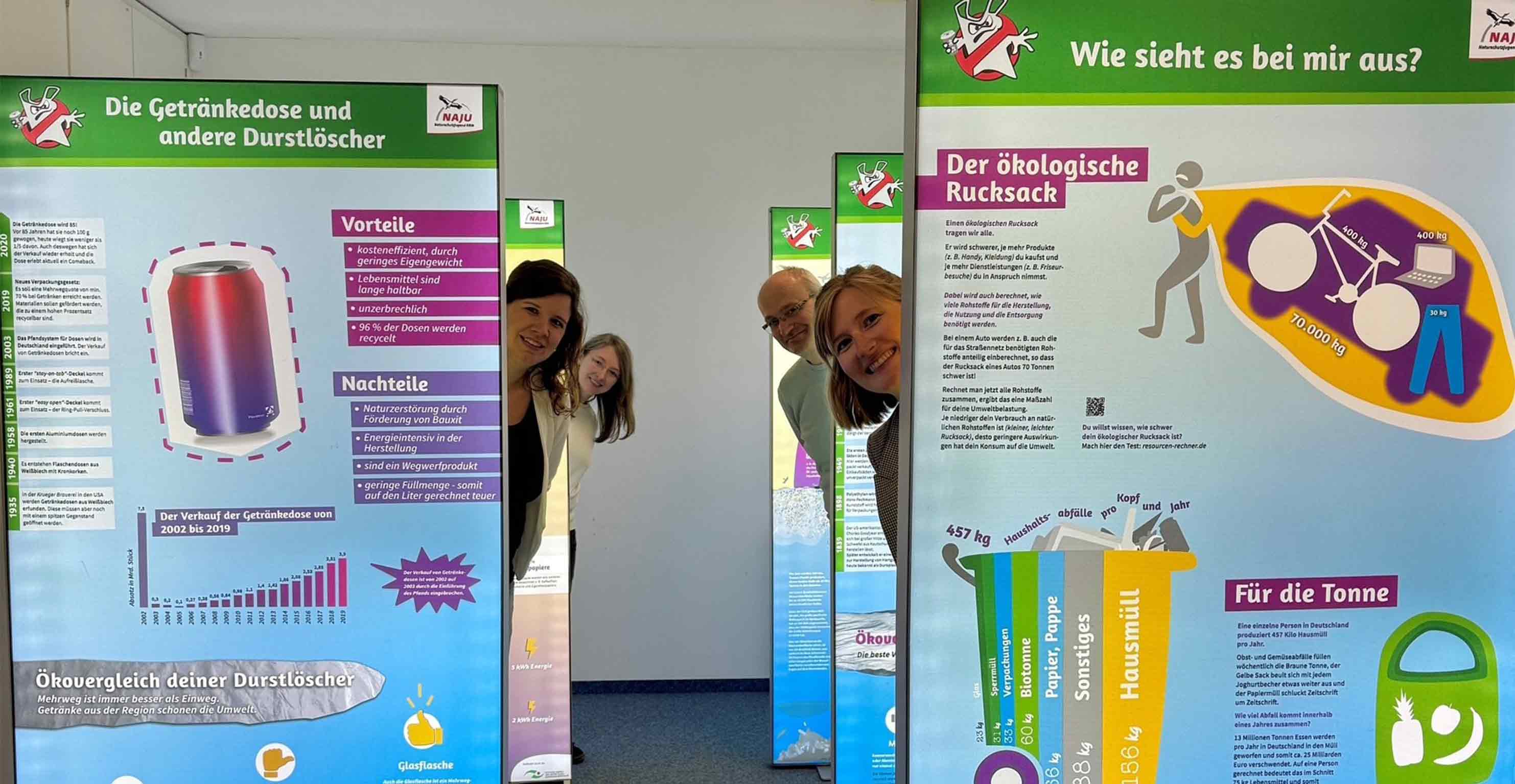 Die Müllflut in den Griff bekommen – Ausstellung »Trashbusters« im Eingang der Stadtbibliothek Rietberg, 28. April bis 12. Mai 2026 Die Müllflut in den Griff bekommen – Ausstellung »Trashbusters« im Eingang der Stadtbibliothek Rietberg, 28. April bis 12. Mai 2026