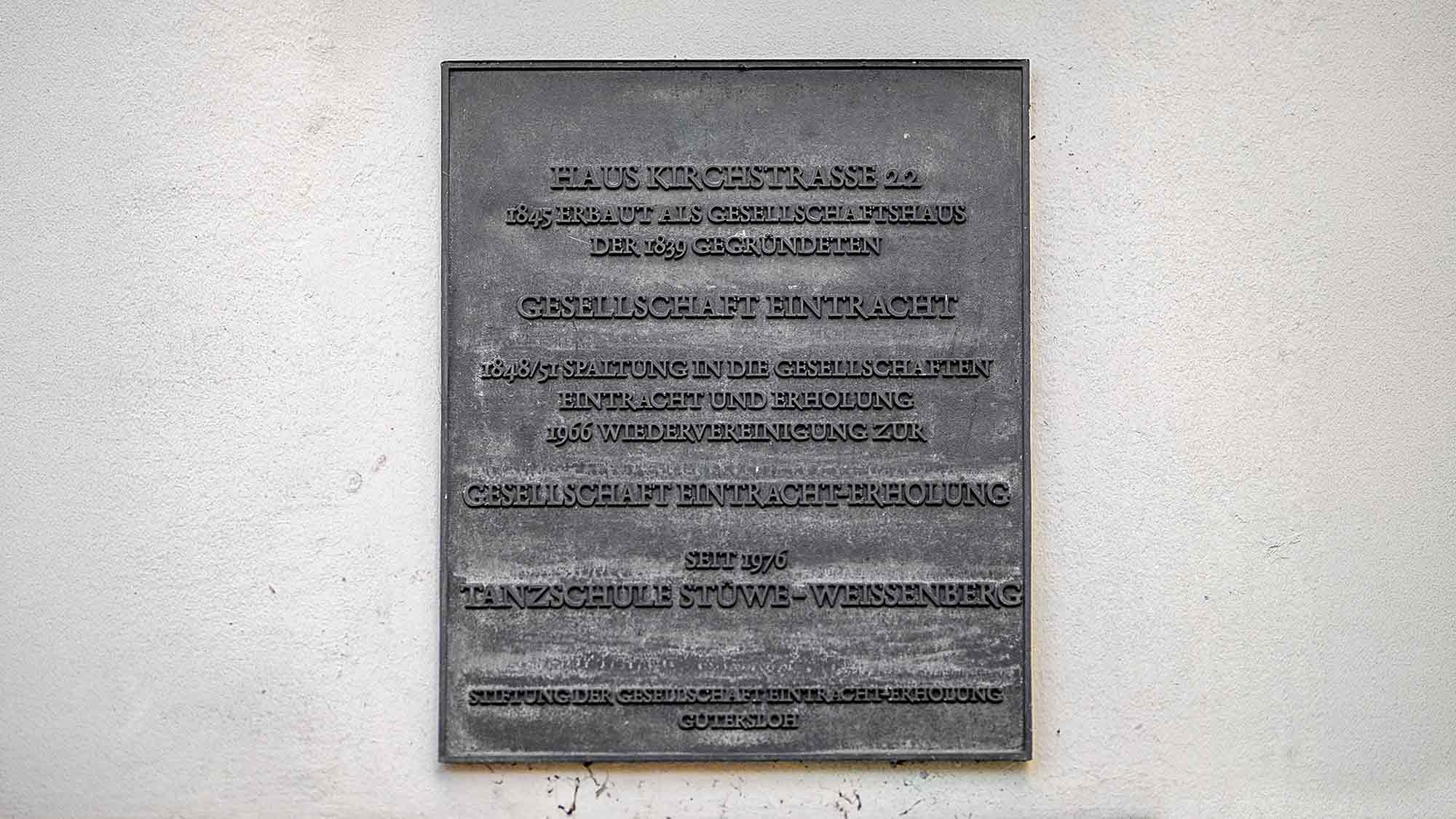 NOW Commons: Haus Kirchstraße 22, »Gesellschaft Eintracht Erholung«, Tanzschule Stüwe Weissenberg Gütersloh