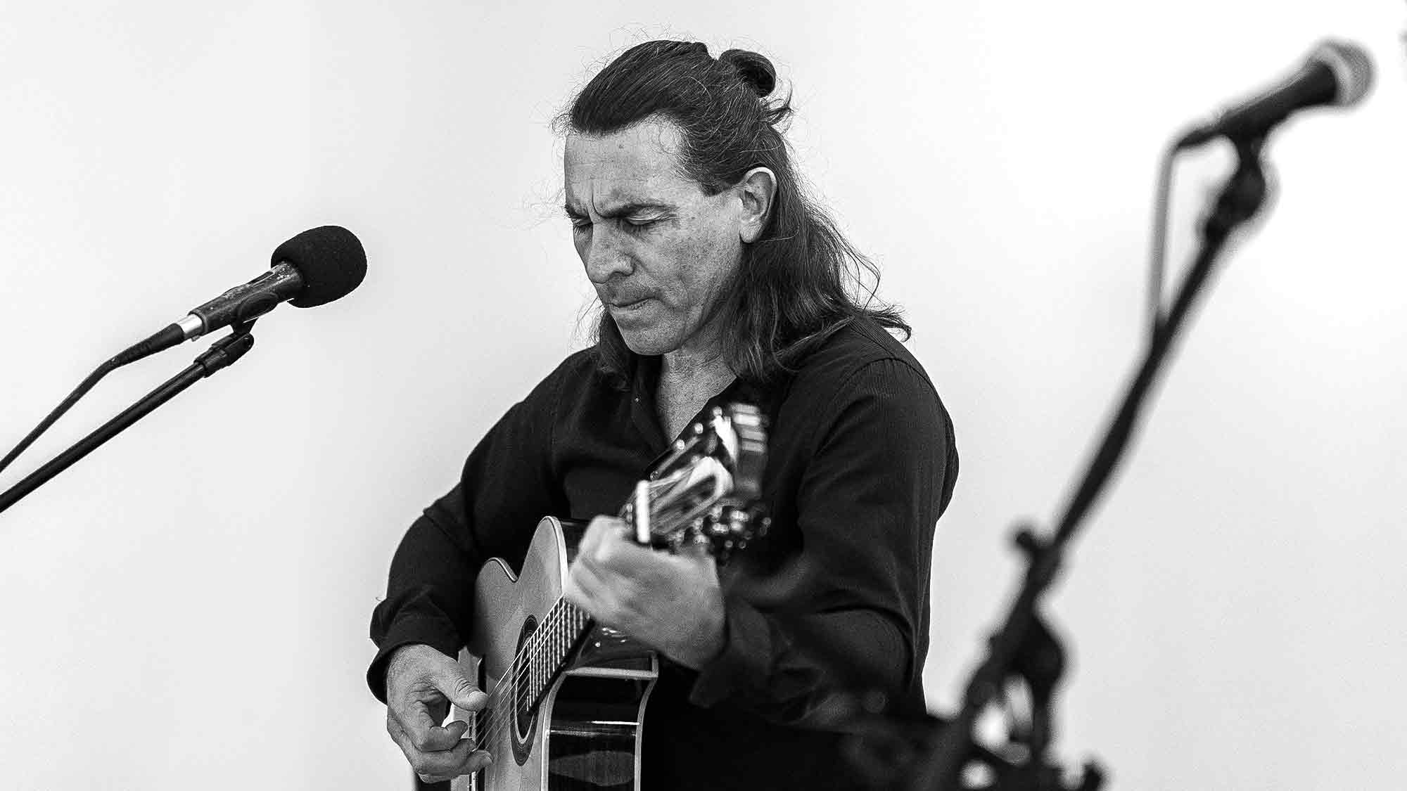 NOW Commons: Alex Piedra & Esteban Chavarría, Costa Rica, Eiscafé Pink Pinguin, Dreiecksplatz Gütersloh …