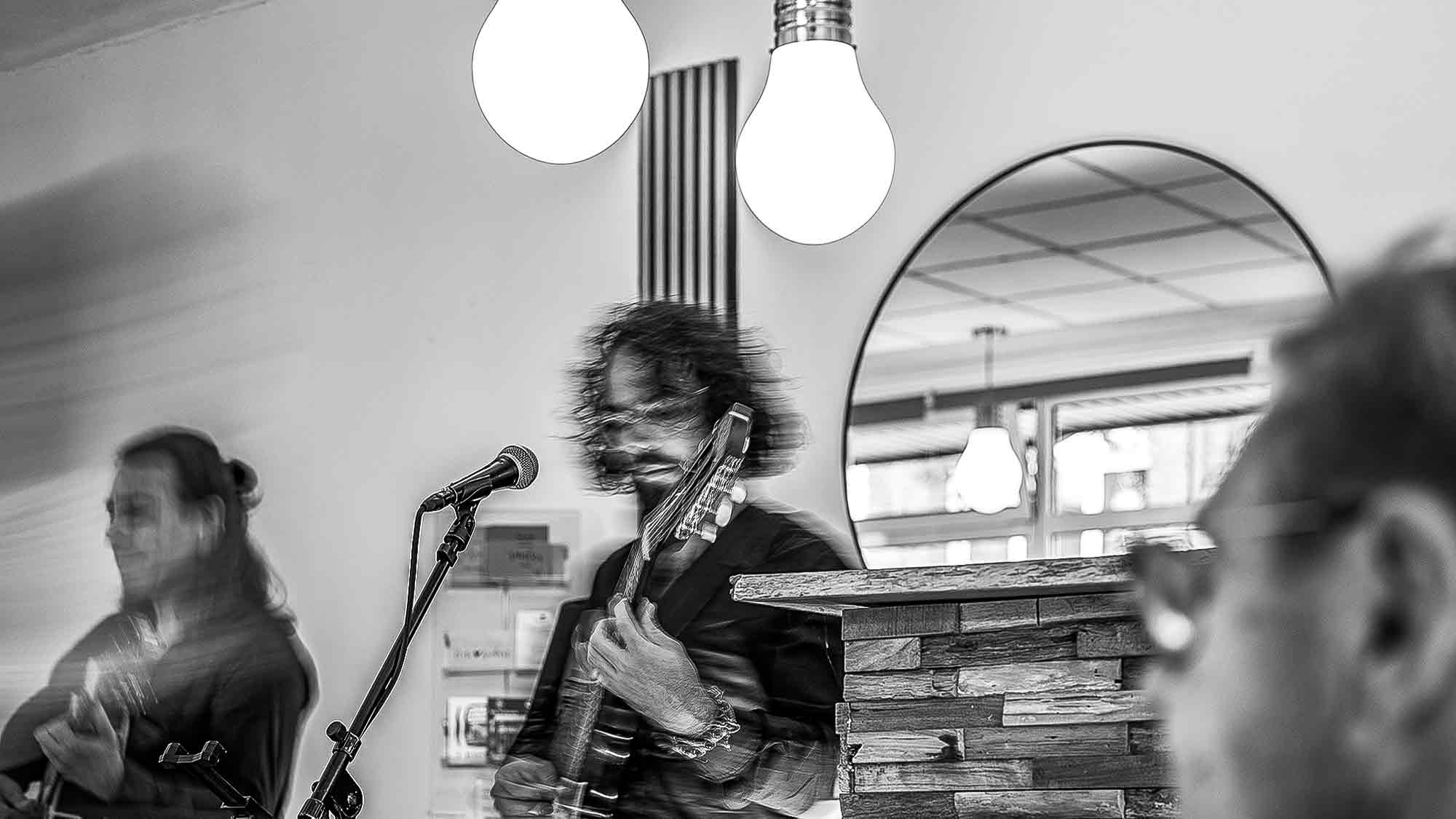NOW Commons: Alex Piedra & Esteban Chavarría, Costa Rica, Eiscafé Pink Pinguin, Dreiecksplatz Gütersloh …