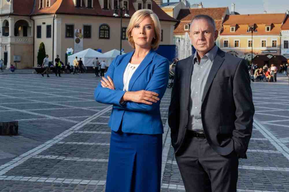 Dreh-Ende für ZDF-Fernsehfilm »Der Bär« in Rumänien, mit Joachim Król und Désirée Nosbusch in den Hauptrollen Dreh-Ende für ZDF-Fernsehfilm »Der Bär« in Rumänien, mit Joachim Król und Désirée Nosbusch in den Hauptrollen