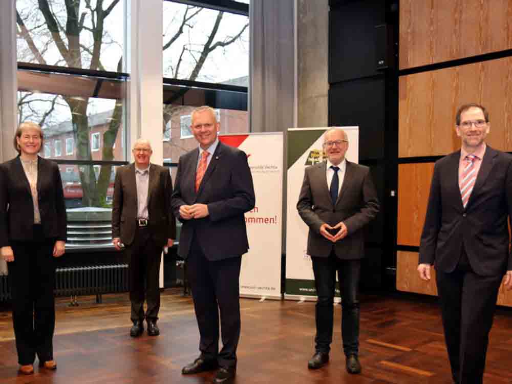 Neuer Motor für den Strukturwandel in Niedersachsen, Minister Thümler übergibt Bewilligung für Erforschung regionaler Probleme Neuer Motor für den Strukturwandel in Niedersachsen, Minister Thümler übergibt Bewilligung für Erforschung regionaler Probleme
