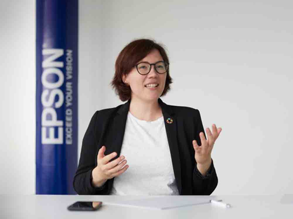 Epsons Engagement in nachhaltige Technologie zahlt sich aus, denn Unternehmen fordern verstärkt umweltfreundliche IT Produkte Epsons Engagement in nachhaltige Technologie zahlt sich aus, denn Unternehmen fordern verstärkt umweltfreundliche IT Produkte