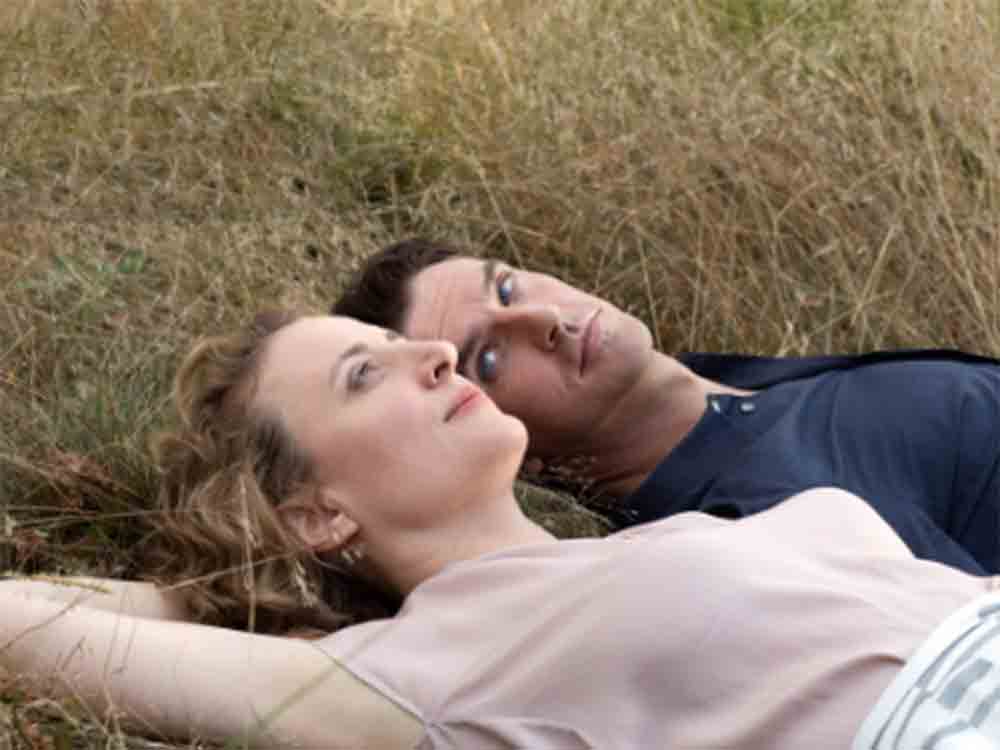 Maria Schrader und Jan Schomburg erhalten Bayerischen Filmpreis für Bestes Drehbuch von »Ich bin dein Mensch«