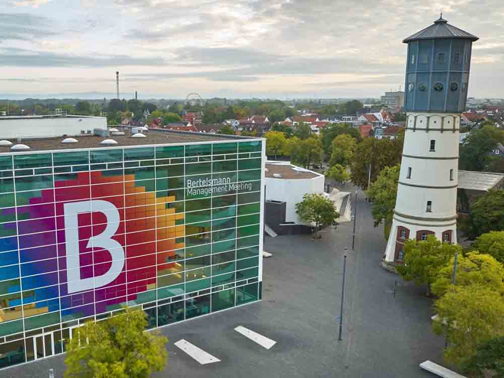 Gütersloh, Bertelsmann setzt sich hohe Umsatzziele und Ergebnisziele für die kommenden Jahre