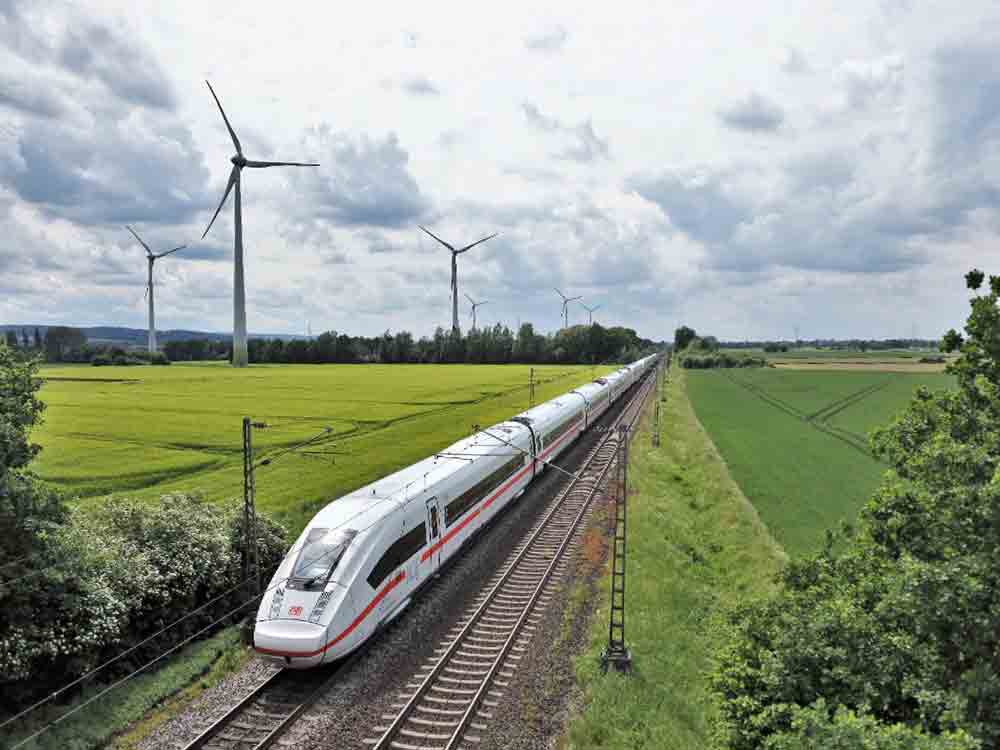 Der ICE 4 mit 918 Sitzplätzen kommt verstärkt bei den Fahrten Hamburg Köln zum Einsatz. Foto: Wolfgang Klee, DB AG
