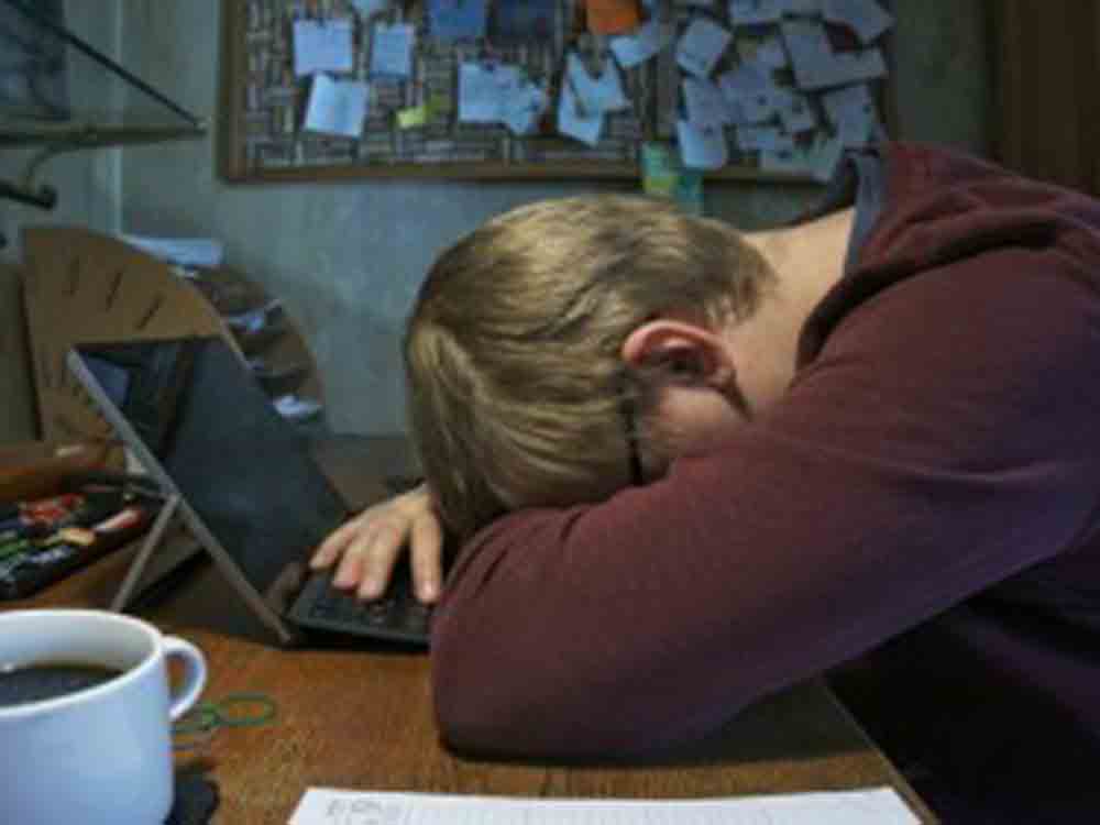 Home Office macht viele Frauen glücklicher, bessere Vereinbarkeit von Arbeit und Familie, aber Beförderungen werden unwahrscheinlicher Home Office macht viele Frauen glücklicher, bessere Vereinbarkeit von Arbeit und Familie, aber Beförderungen werden unwahrscheinlicher