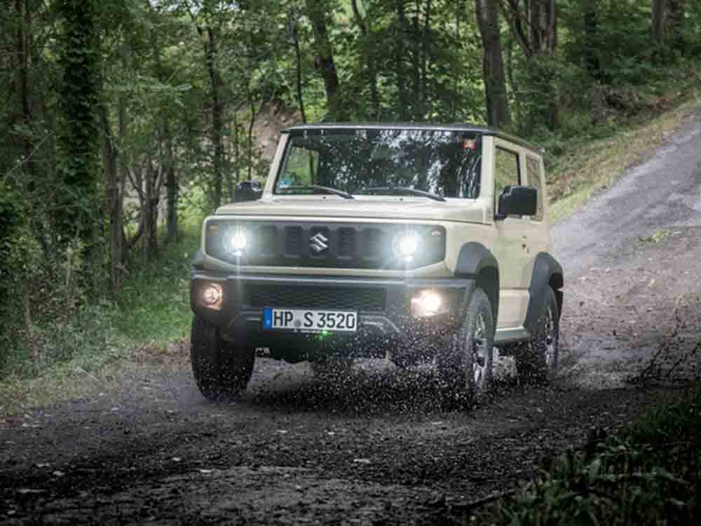 Suzuki Jimny siegt erneut beim »Best Cars Award«, Offroader mit Kultstatus wiederholt Vorjahreserfolg