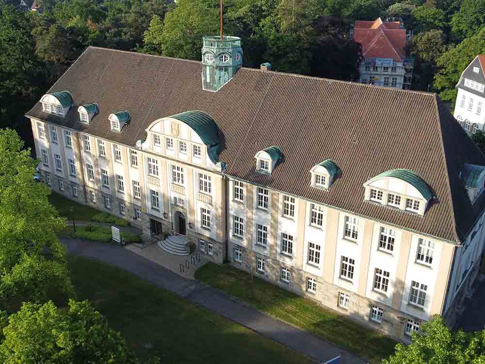 Hilfe für Angehörige von Demenzerkrankten, LWL Klinikum Gütersloh bietet Kurse an, 5. Mai, 12. Mai, 25. Mai 2023 Hilfe für Angehörige von Demenzerkrankten, LWL Klinikum Gütersloh bietet Kurse an, 5. Mai, 12. Mai, 25. Mai 2023