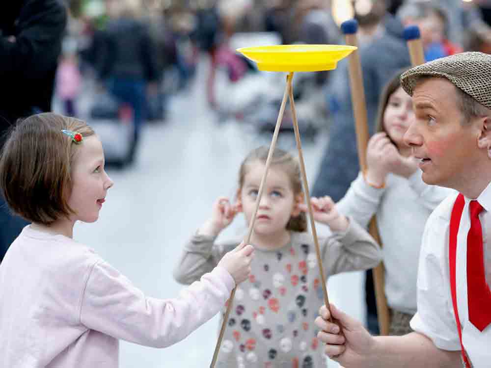 Märkischer Kreis, Saisoneröffnung Luisenhütte: Musik, Zirkus, Handwerk und mehr, kostenloses Programm für die ganze Familie,14. Mai 2023