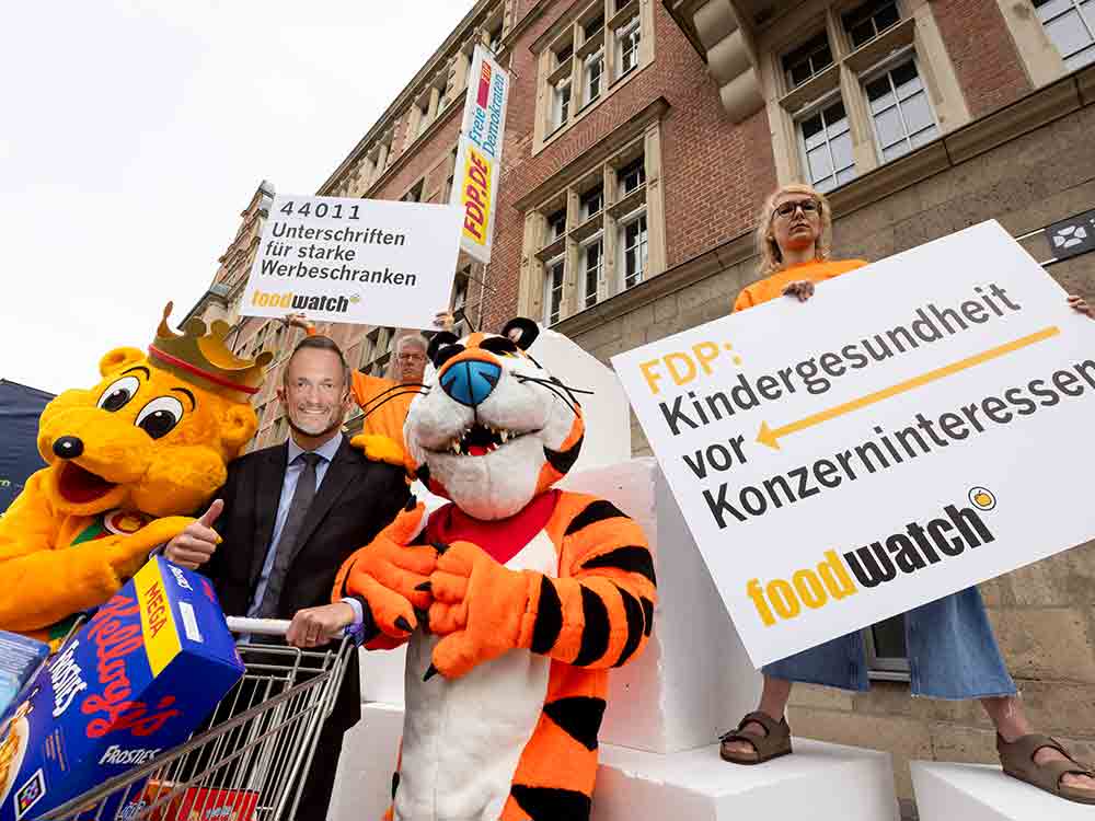 &raquo;Gewissenlos und unverantwortlich&laquo;: Foodwatch kritisiert FDP für Blockadehaltung bei Kinderschutz Gesetz – Verbraucherorganisation fordert Schranken für Junkfood Werbung