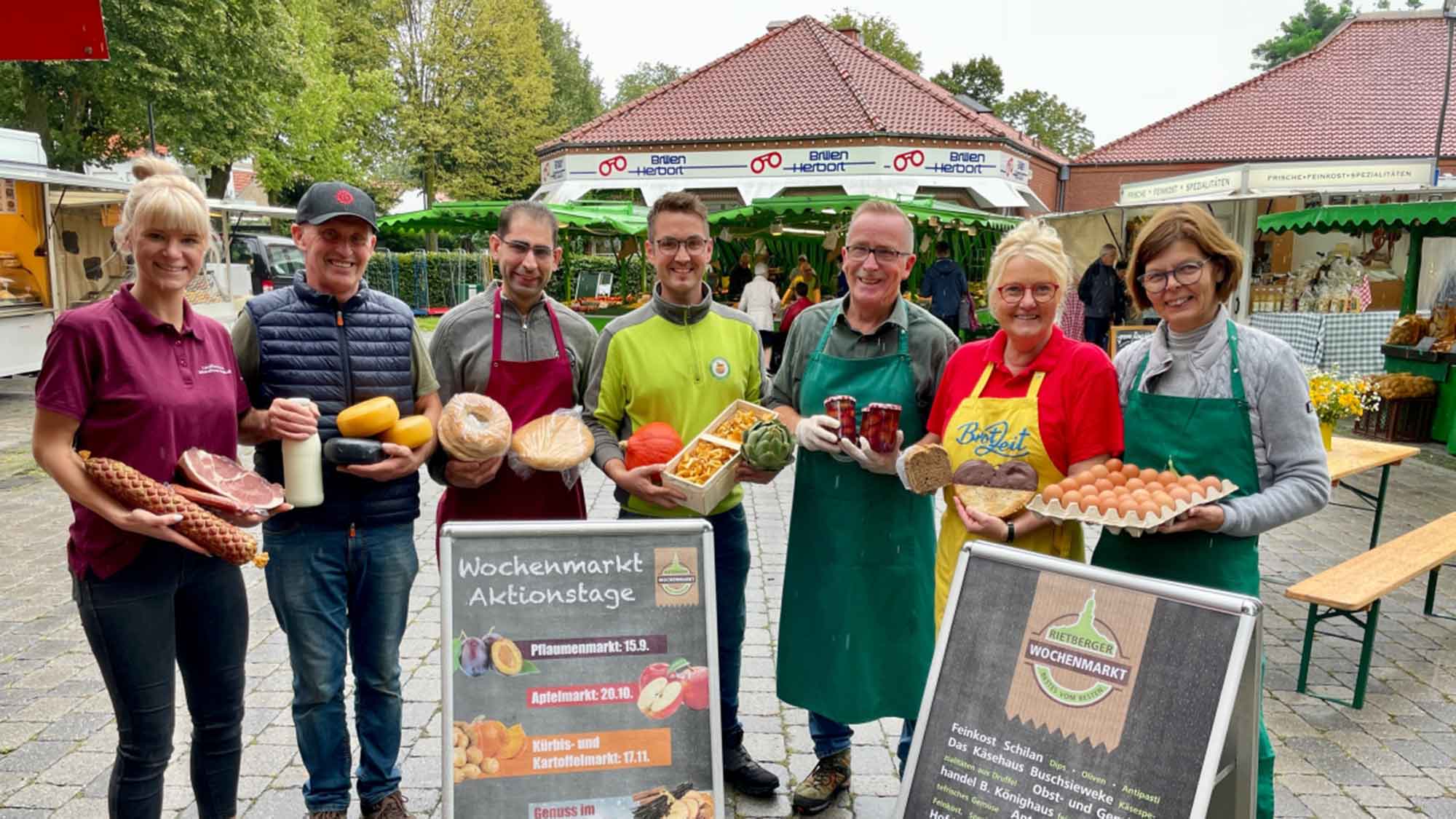 Herbstangebote mit Kartoffeln, Kürbissen und mehr, 17. November 2023: Sonderaktion auf Rietberger Wochenmarkt