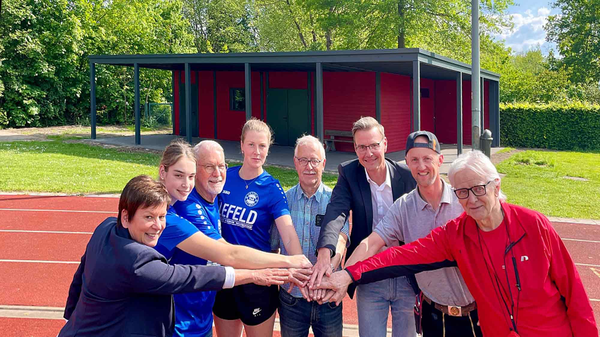 Neuer Lagerraum für Sportgeräte: Rietberg finanziert und Sportverein sichert die Umsetzung Neuer Lagerraum für Sportgeräte: Rietberg finanziert und Sportverein sichert die Umsetzung