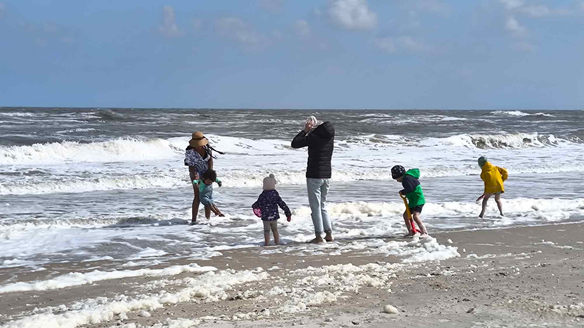 Renate Gehring Stiftung ermöglicht wieder eine Erholungswoche für Alleinerziehende mit ihren Kindern auf der Insel Spiekeroog