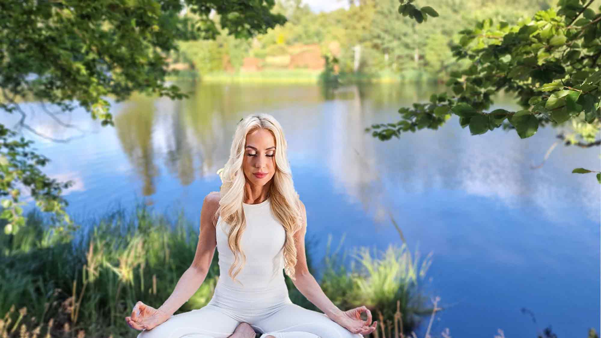 Ferienpark Am Birnbaumteich: Feuer Moon Yoga im Jungbrunnen Yoga Retreat mit Yoga Lehrerin Jane Uhlig, 24. bis 28. Oktober 2024 Ferienpark Am Birnbaumteich: Feuer Moon Yoga im Jungbrunnen Yoga Retreat mit Yoga Lehrerin Jane Uhlig, 24. bis 28. Oktober 2024