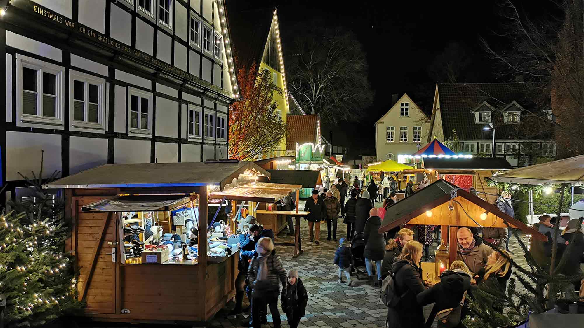 Heimelige Budenstadt öffnet ihre Pforten, Rietberger Adventsmarkt vom 11. bis zum 15. Dezember 2024