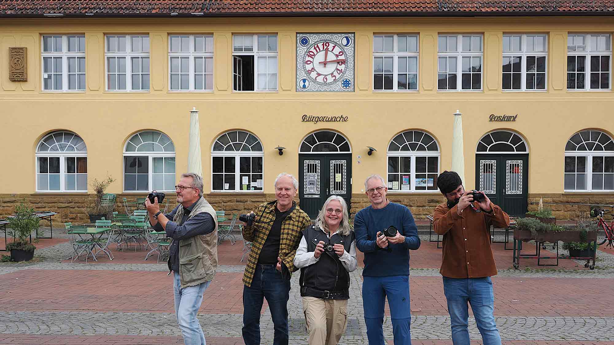 Bürgerinitiative Bürgerwache Bielefeld: Fotoausstellung &raquo;Im Westen viel Neues&laquo;, 17. Januar bis 28. Februar 2025